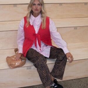 Damson Madder Arte Reversible Tie Gilet Vest Red Ruffle & Floral UK 6 / US 2